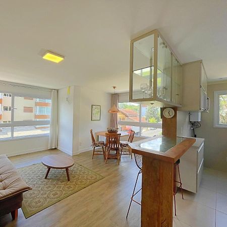 No Coracao De Gramado, A 350M Da Rua Coberta! Apartman Kültér fotó