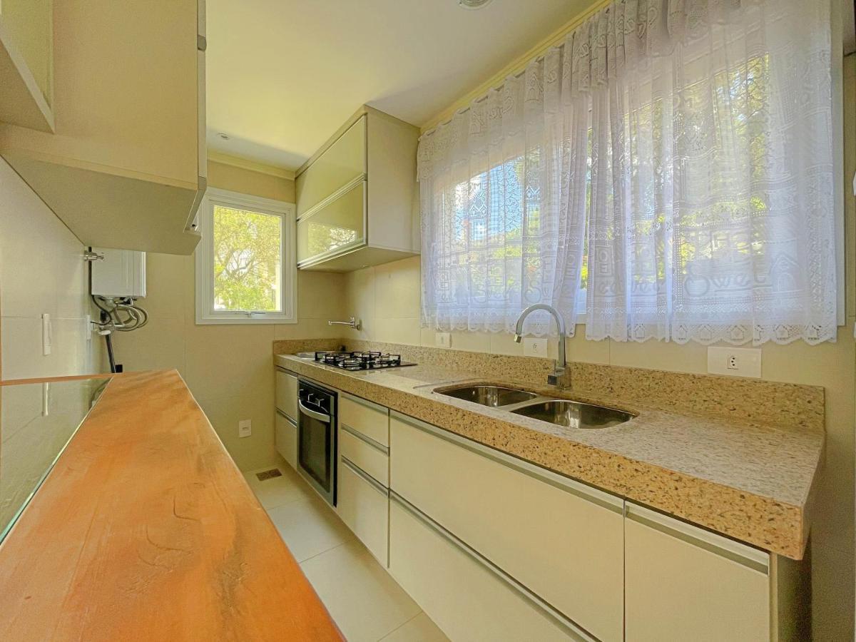 No Coracao De Gramado, A 350M Da Rua Coberta! Apartman Kültér fotó